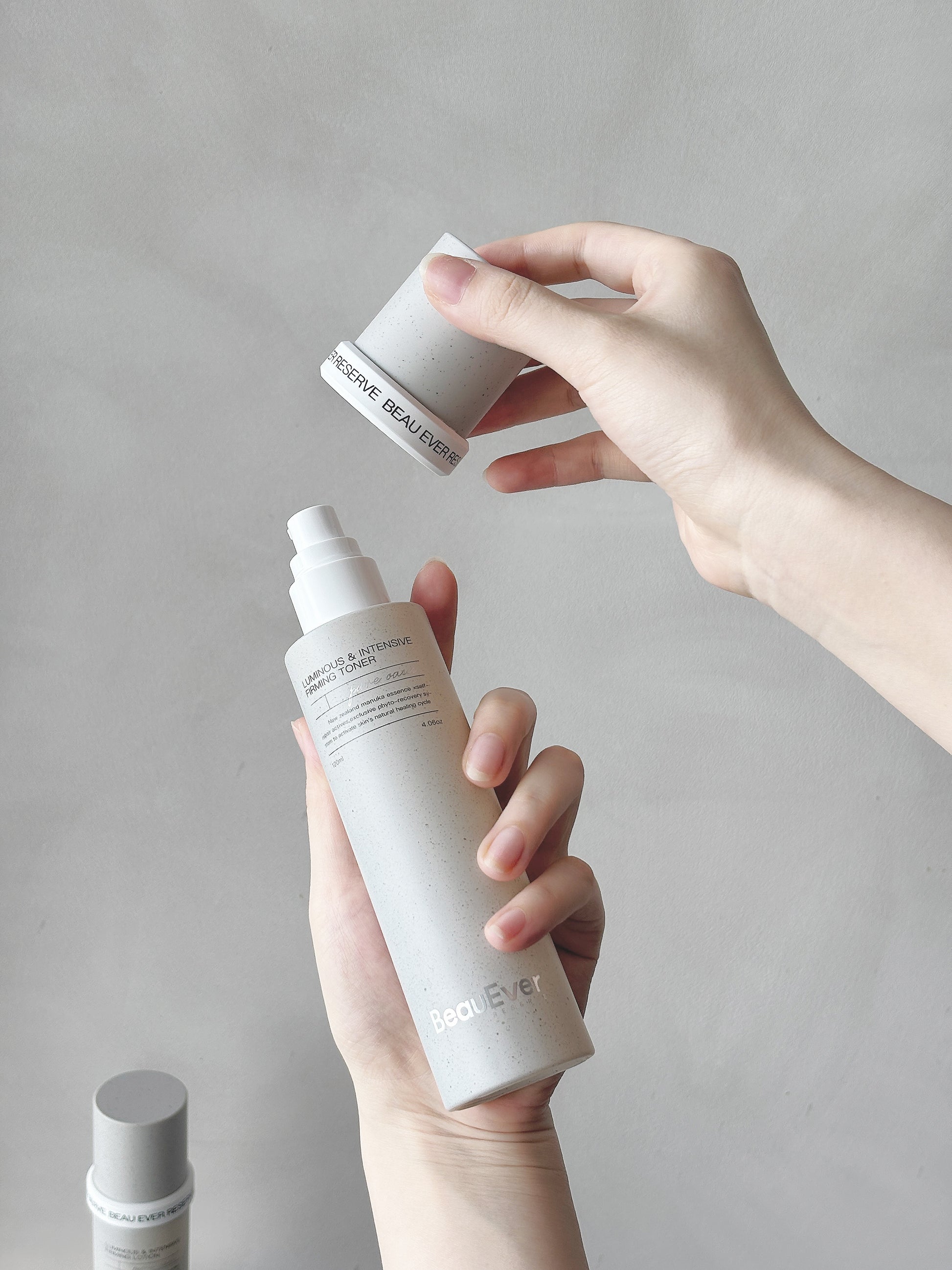 Pure Oasis Luminous & Intensive Firming Toner