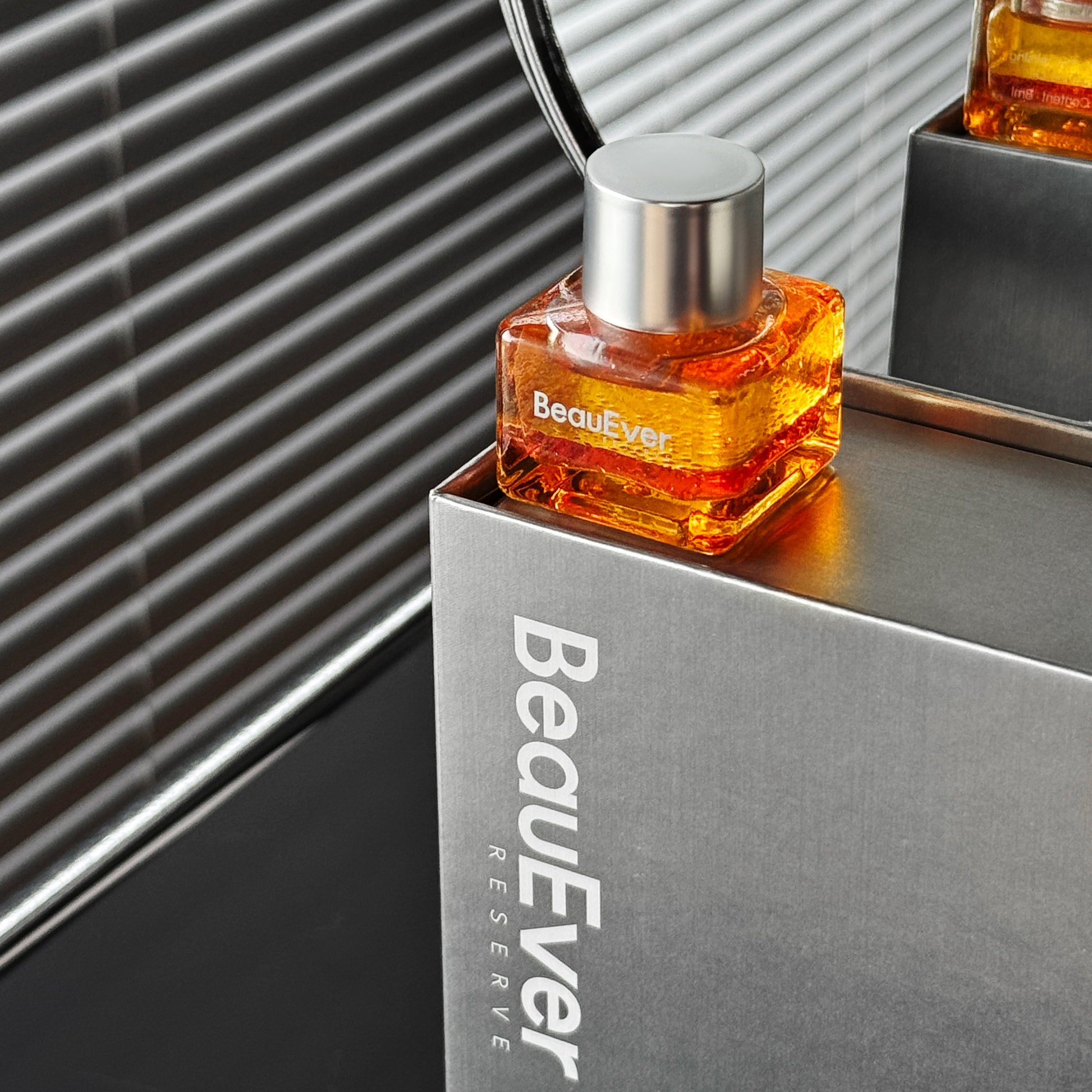 Luminova Sunset Revitalising Essence Oil 8ml